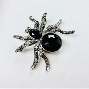 Vintage Liz Claiborne Brooch